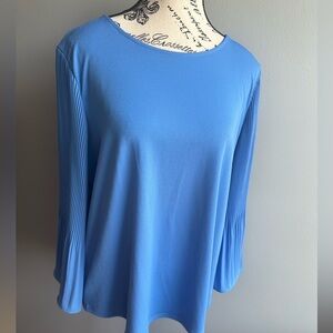 NWT Blue Adrianna papell size large top